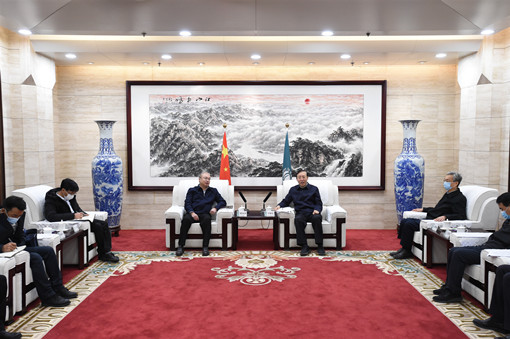 国家电网公司总经理、党组副书记辛保安会见西藏自治区副主席张永泽