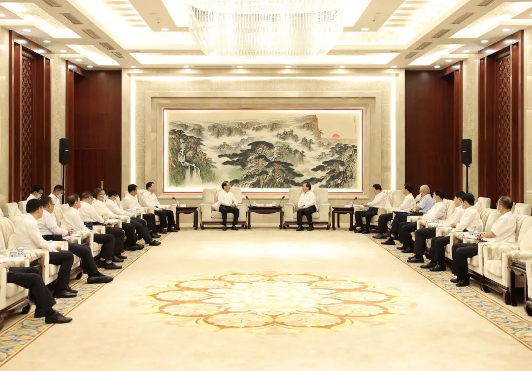 辛保安与山东省委书记李干杰、省长周乃翔会谈