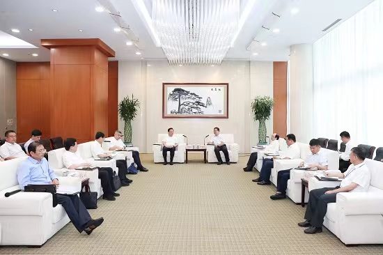 华能集团党组副书记邓建玲会见威海市委书记闫剑波