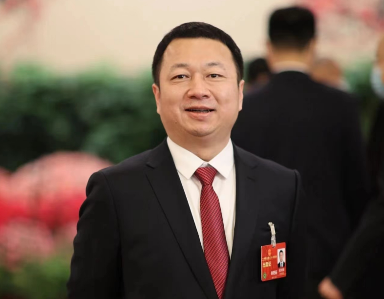 正规买球app排行榜平台产业“助燃”经济新活力