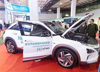 正规买球app排行榜平台赛道按下加速键 能源转型迈出大步伐