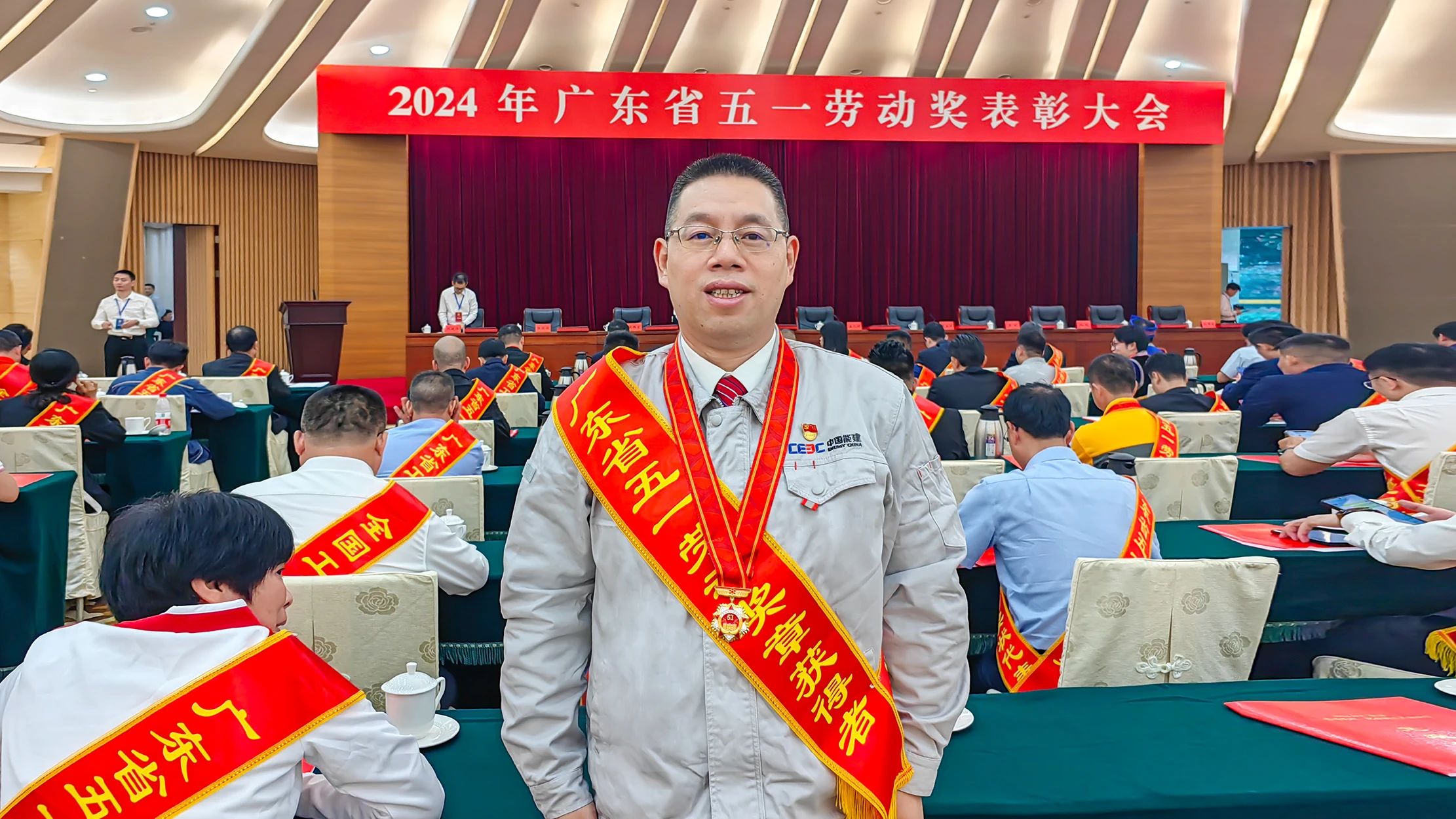 吴劲松：与时间赛跑的人