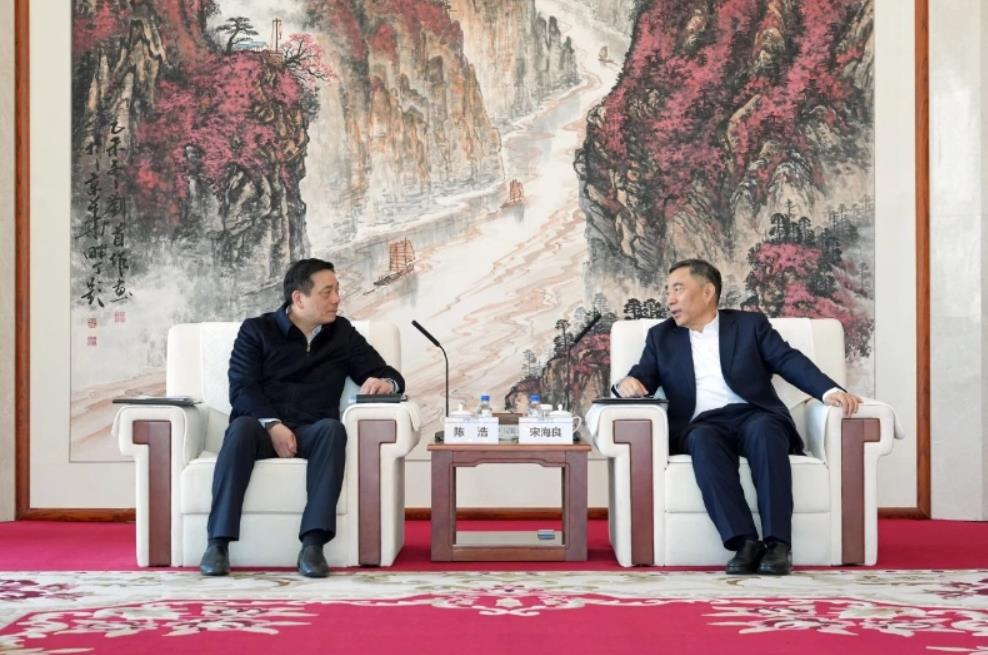 中国能建党委书记、董事长宋海良与湖州市委书记陈浩会谈