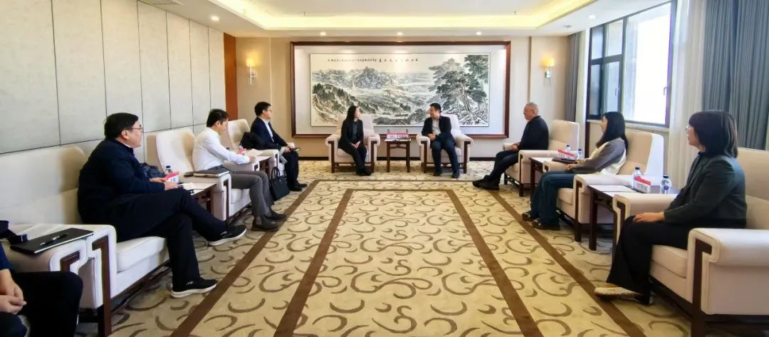 中国农业银行吉林省分行党委委员、副行长兼长春分行党委书记、行长曹红一行拜访华电吉
